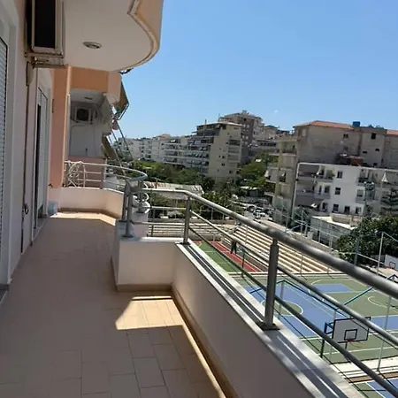 Eklea アパート Sarandë